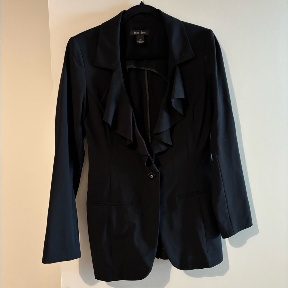White House Black Market black ruffled blazer